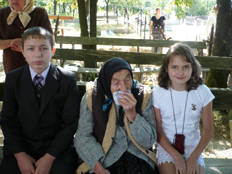 Aniversare 102 ani-Maria Ciocotisan, Sisesti Maramures